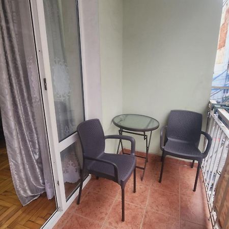 Apartment On 26 May Str Batumi Exterior foto